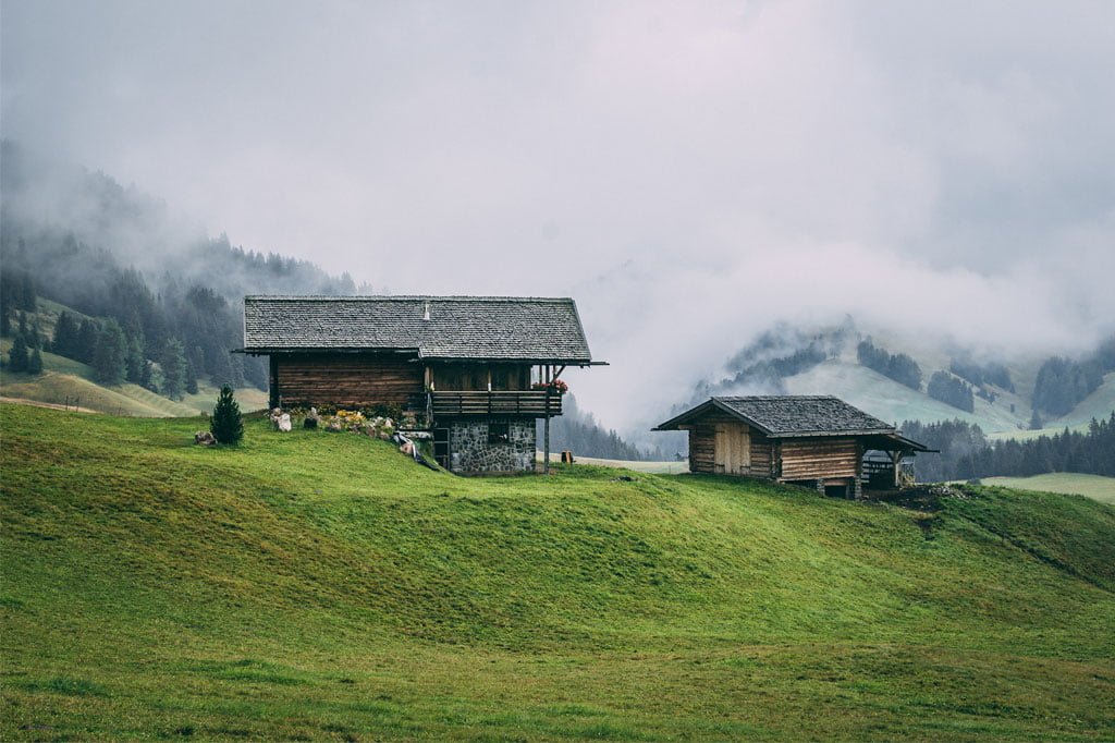 Të gjitha villat me një vend!