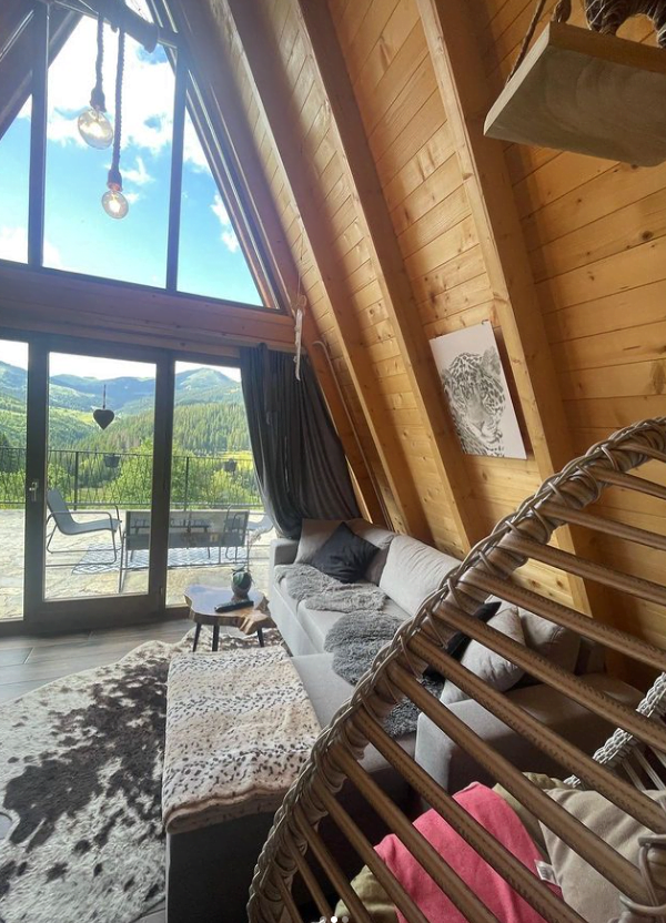 Villa me qera Rugove
