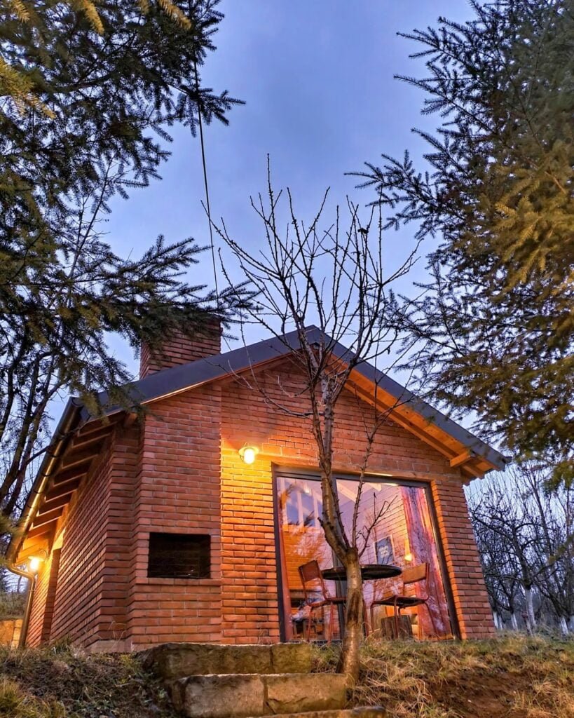 Villa me qera Makresh