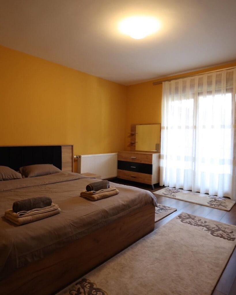 Villa me qera Brezovice