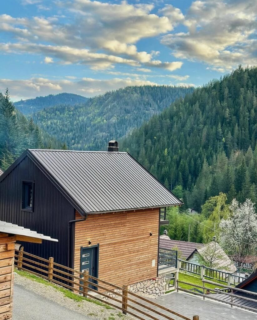 Villa me qera Rugove