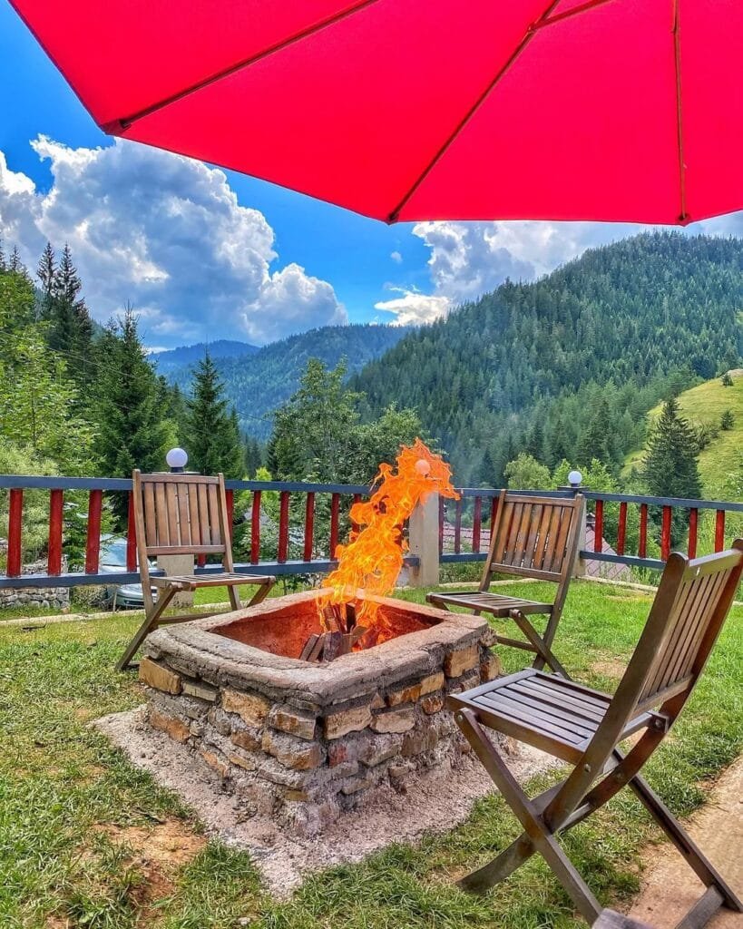 Villa me qera Rugove