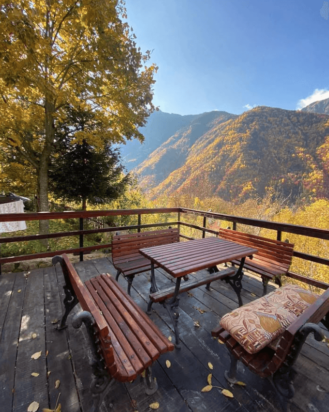 Villa me qera Rugove