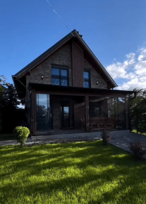 Villa me qera Jezerc